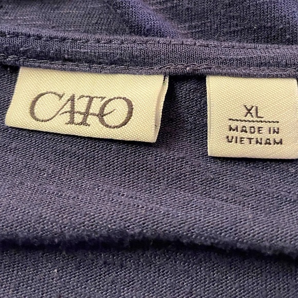 Cato Navy Boat necked T-shirt with lace overlay on front, short sleeves, size XL - Picture 3 of 4